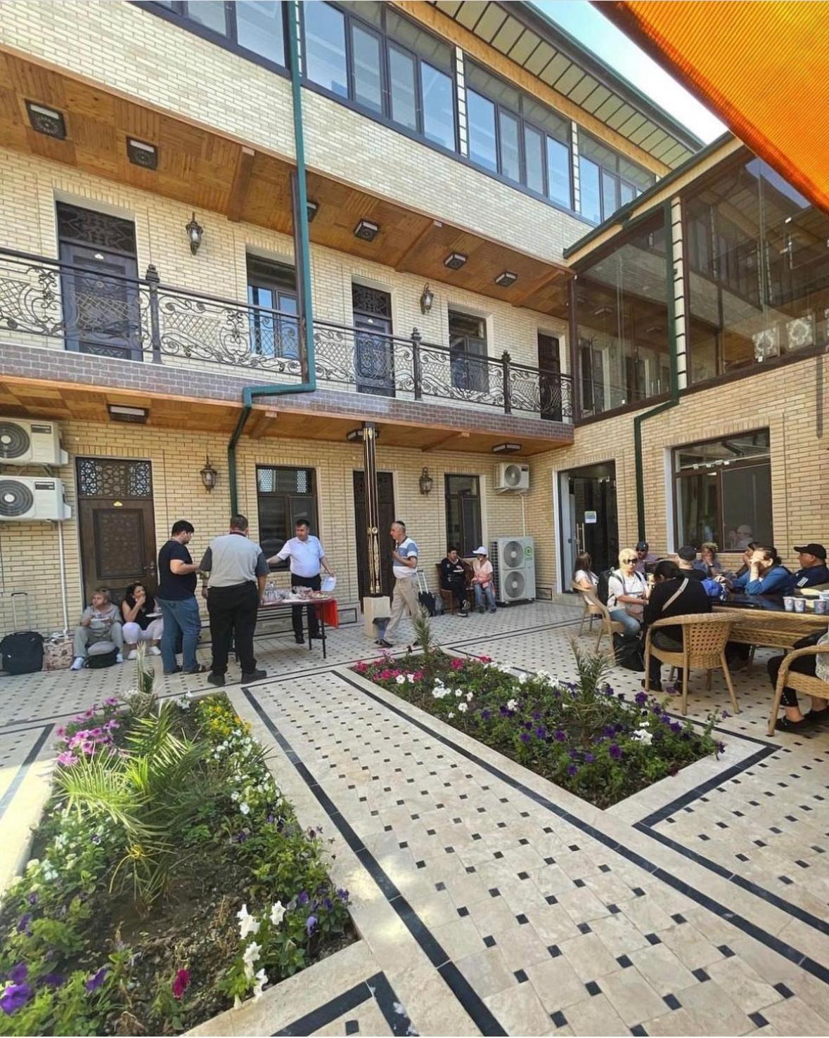 Vostok Hotel Buhara Exterior foto
